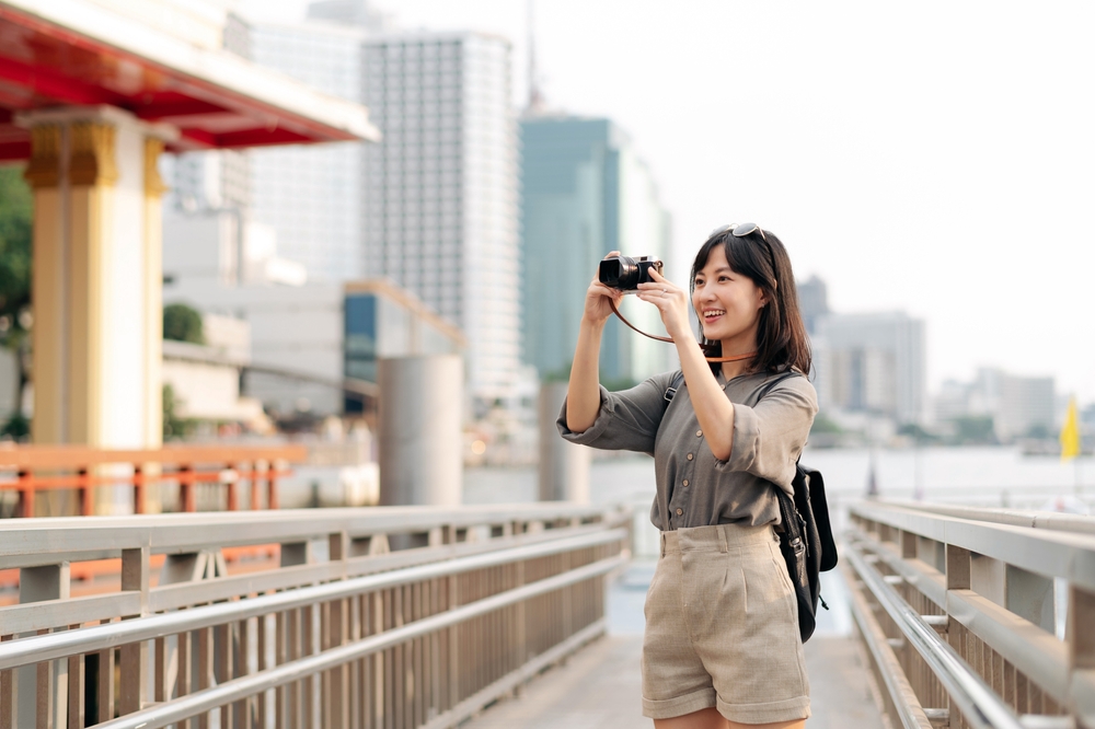 tourists take original photo